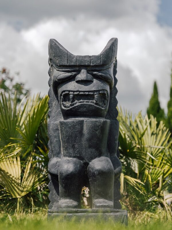 Statue Tiki Extérieur Jardin Polynésie Océanie Noir 100cm grossiste statue de jardin