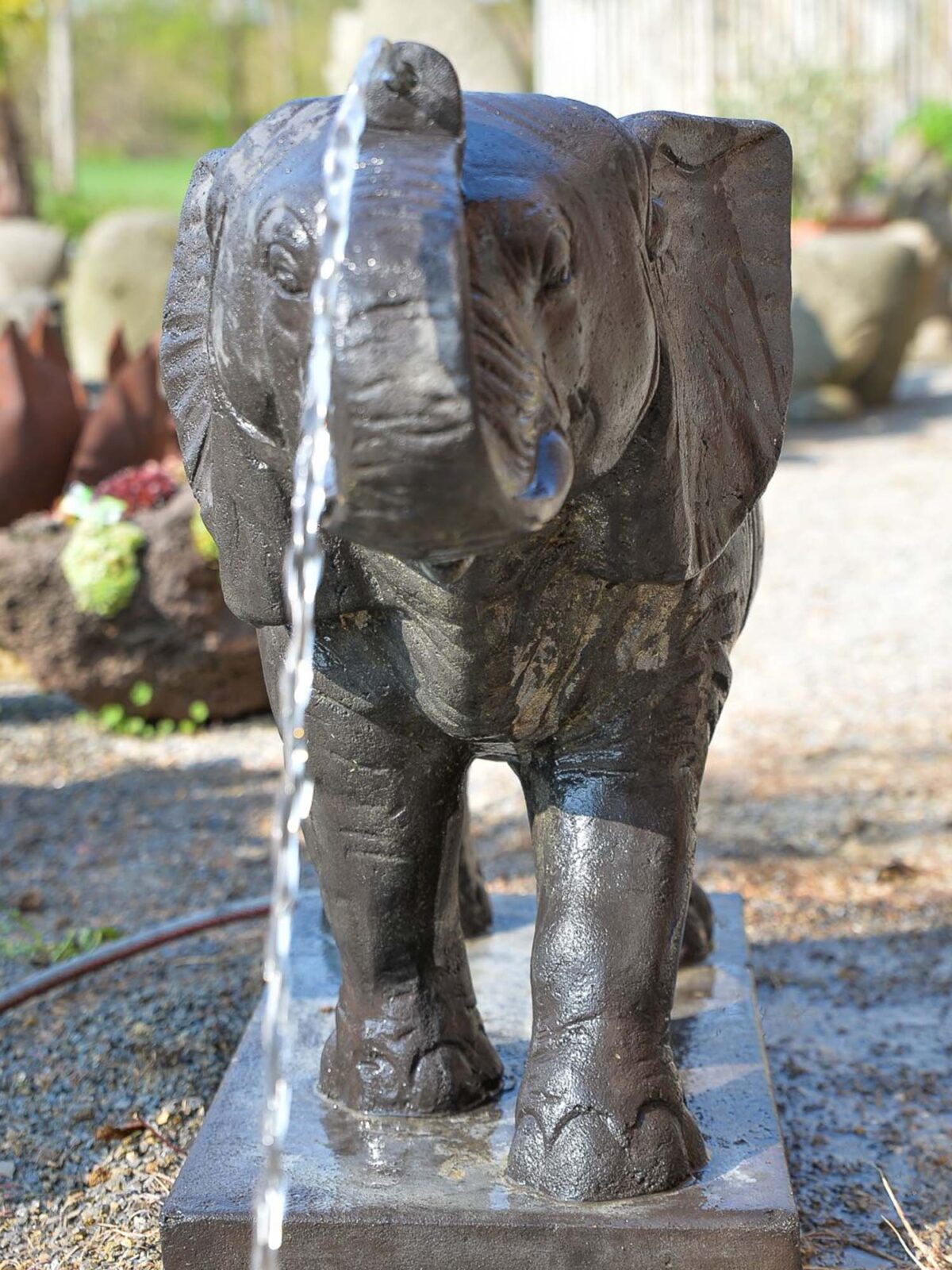 statue de jardin extérieur éléphant fontaine noir antique 107cm grossiste statue de jardin eau