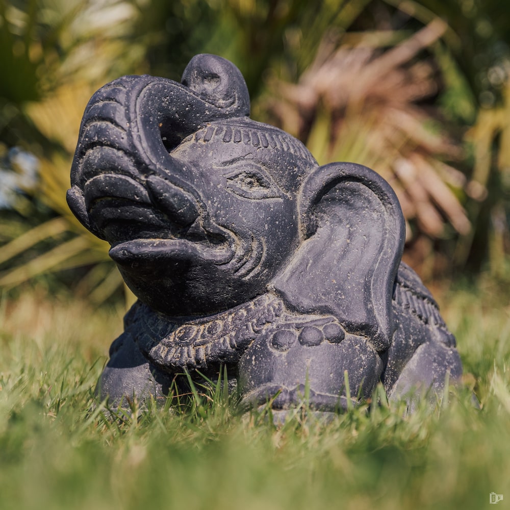 Statue Éléphant Indien Jardin Extérieur Décoration Noir 33cm Grossiste