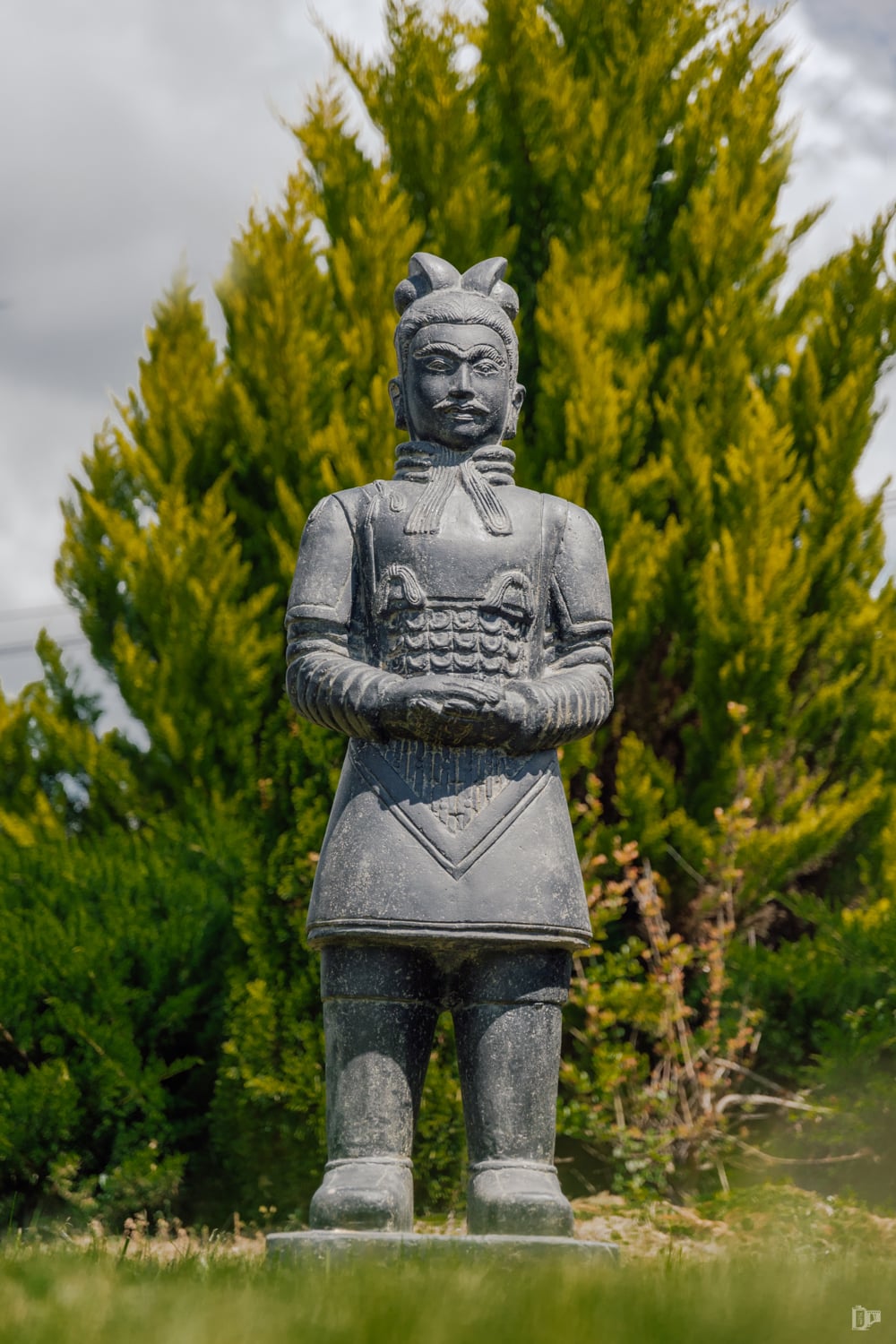 statue extérieur guerrier chinois xian debout noir antique 150cm grossiste statue de jardin