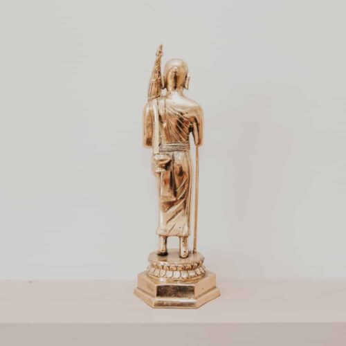 statuette statue moine debout finition or doré antique en laiton 28cm grossiste statue en bronze