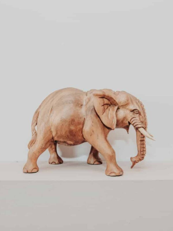 Décoration Statue Eléphant en Bois Massif 20cm