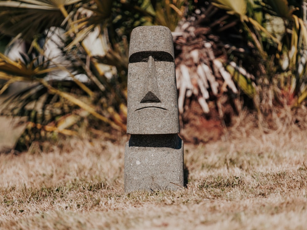 statue de jardin ile de pâques moai extérieur jardin en pierre volcanique naturelle 50cm grossiste statue de jardin