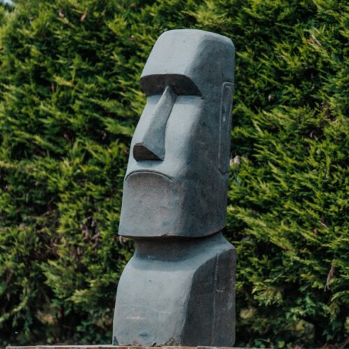 statue ile de pâques moai pour extérieur jardin en pierre naturelle noir antique 120cm grossiste statue de jardin