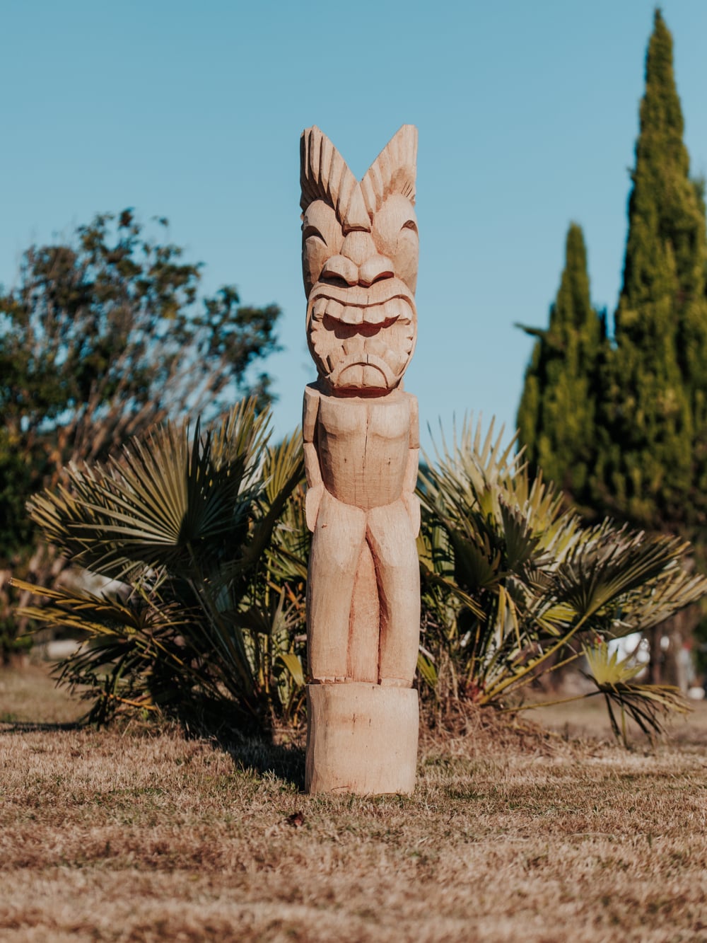 statue tiki totem extérieur intérieur océanie bois 150cm sumbawa grossiste statue de jardin sud ouest