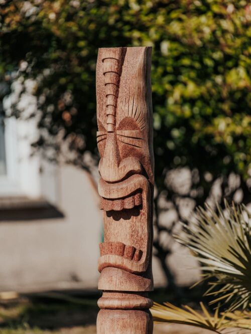 statue tiki totem extérieur intérieur océanie bois cocotier 150cm sumbawa grossiste statue de jardin