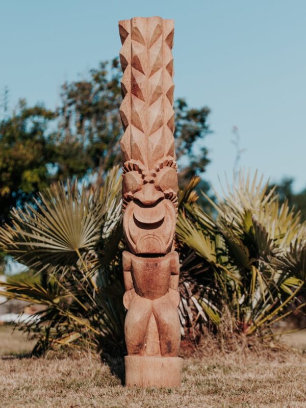 statue totem bois extérieur intérieur polynésie cocotier 150cm dili grossiste statue de jardin