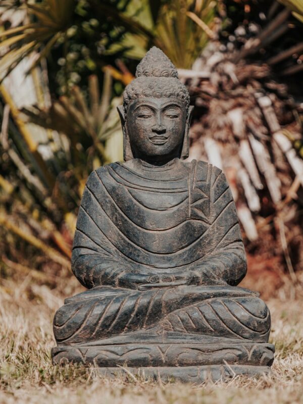 statue bouddha assis méditation jardin extérieur bouddhiste pierre naturelle noir antique 45cm grossiste statue de jardin