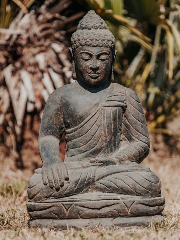 statue bouddha zen assis méditation jardin extérieur en pierre naturelle noir 50cm grossiste statue de jardin