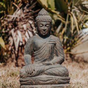 statue bouddha assis méditation jardin extérieur en pierre naturelle noir antique 50cm grossiste statue de jardin