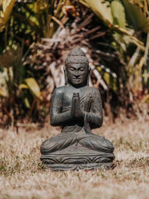 statue de jardin bouddha assis méditation pierre naturelle noir 45cm grossiste statue de jardin zen