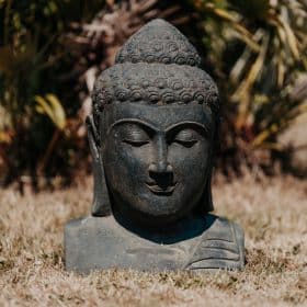 Schwarze Buddha-Statue 50cm - Outdoor Gartendekoration aus Vulkangestein