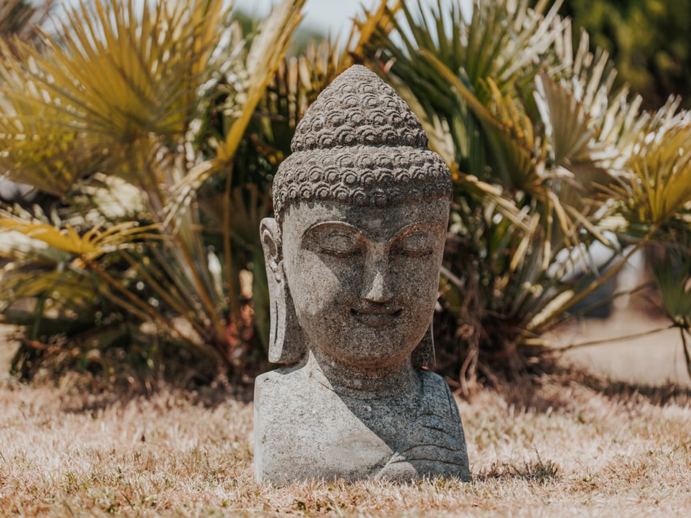 statue de jardin buste de bouddha extérieur en pierre volcanique naturelle 70cm grossiste statue de jardin
