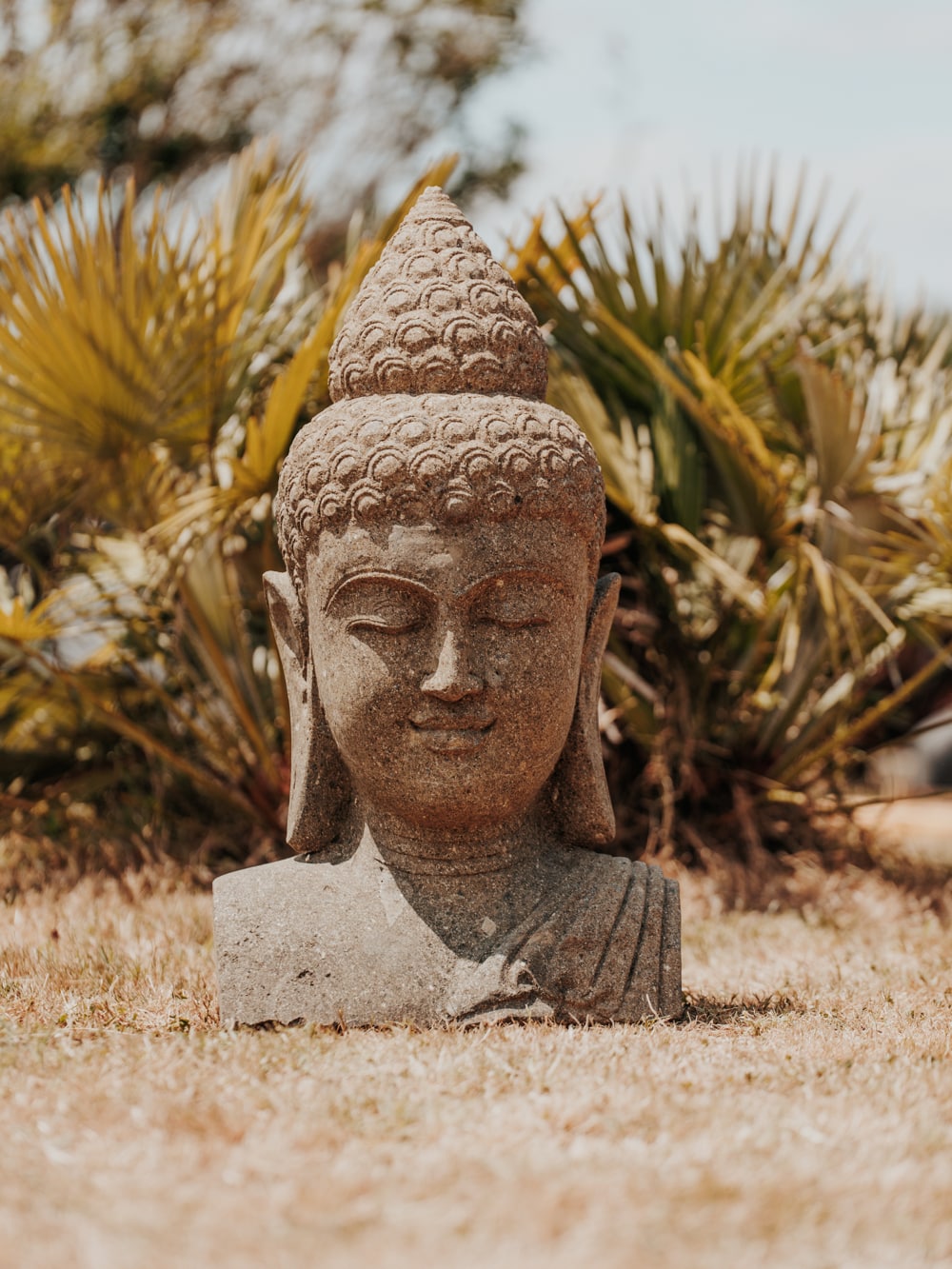 statue de jardin buste de bouddha extérieur en pierre naturelle sculptée 80cm grossiste statue de jardin