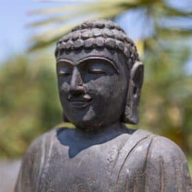 statue bouddha japonais assis en pierre noir 50cm