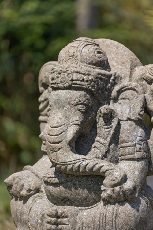 statue ganesh bali hindu en pierre naturelle