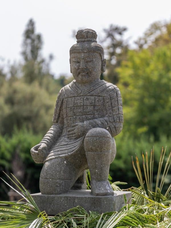 Statue de guerrier chinois xian à genoux en pierre naturelle 102cm