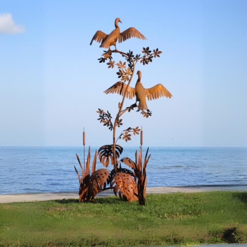 sculpture couple 2 oiseaux cormorans sur végétaux en métal rouillé 270cm pour jardin