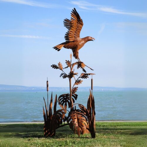 grande sculpture de jardin aigle royale sauvage sur une plante en métal rouillé 238cm 4