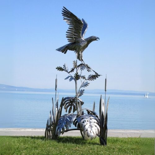 grande sculpture de jardin aigle sauvage sur une plante en métal acier inoxydable 238cm