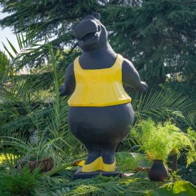 Statue hippopotame danseuse jaune en pierre reconstituée FACE