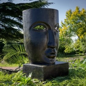 Statue masque noir antique en pierre reconstituée PROFILE